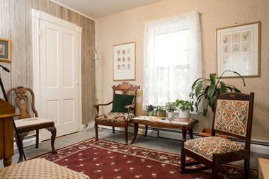 Our cozy waiting room